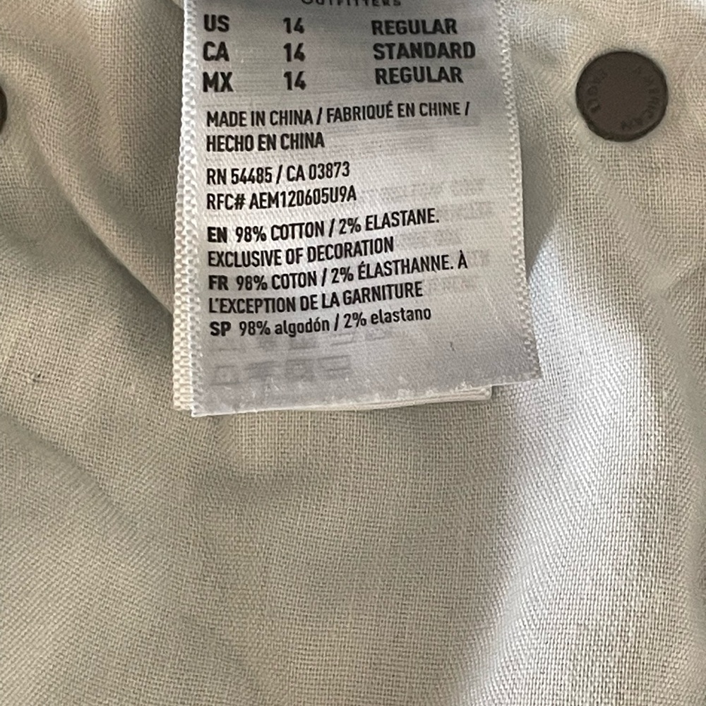 American Eagle Distressed Skinny Jeans.For women’s size R14 - Picture 6 of 9